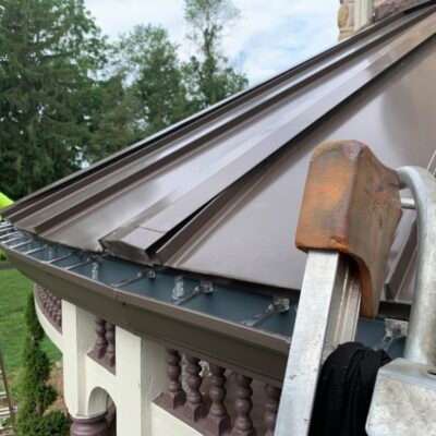 Gutters and Spouting custom curved installation